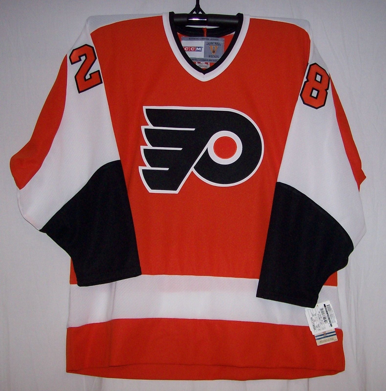 GIROUX Philadelphia Flyers Vintage Orange CCM 550 Jersey - Hockey